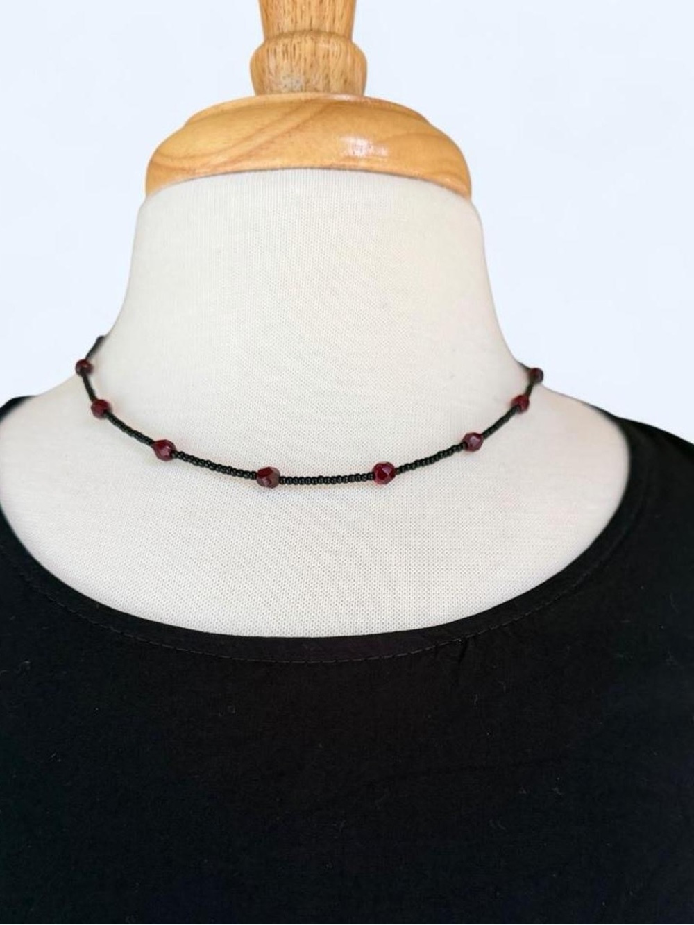 Vintage Liz Claiborne Beaded Choker Necklace - Black Seed Beads & Red Beads